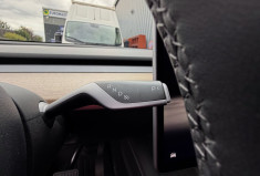 Tesla Model Y PROPULSION STANDARD RANGE 60kWh 300cv SOH 96% ATTELAGE GRIS STEALTH