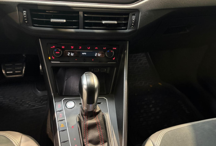 Volkswagen Polo  VI (6) GTI 2.0 TFSI 16V GPF BMT DSG6 200 cv Boîte auto