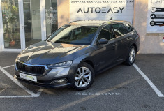 Skoda Octavia Combi 2.0 TDI 150 DSG7 Style / Suivi Complet / Attelage éléc / Siege chauffant 