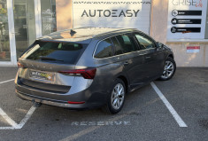 Skoda Octavia Combi 2.0 TDI 150 DSG7 Style / Suivi Complet / Attelage éléc / Siege chauffant 