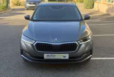 Skoda Octavia Combi 2.0 TDI 150 DSG7 Style / Suivi Complet / Attelage éléc / Siege chauffant 