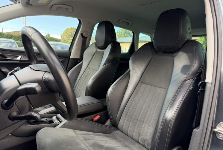 Skoda Karoq 1.5 TSI ACT 150 ch Style DSG / Attelage / Coffre élec / ACC / Suivi 100%