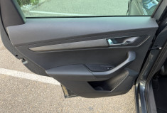Skoda Karoq 1.5 TSI ACT 150 ch Style DSG / Attelage / Coffre élec / ACC / Suivi 100%