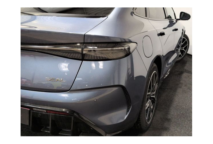 Byd SEAL Design 82,5 kWh 313 ch RWD Atlantis Grey