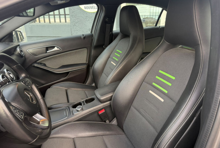 Mercedes Classe A 180 ESSENCE PHASE 2 / APPLE CAR PLAY / SUIVI OK/ REVISEE / GARANTIE