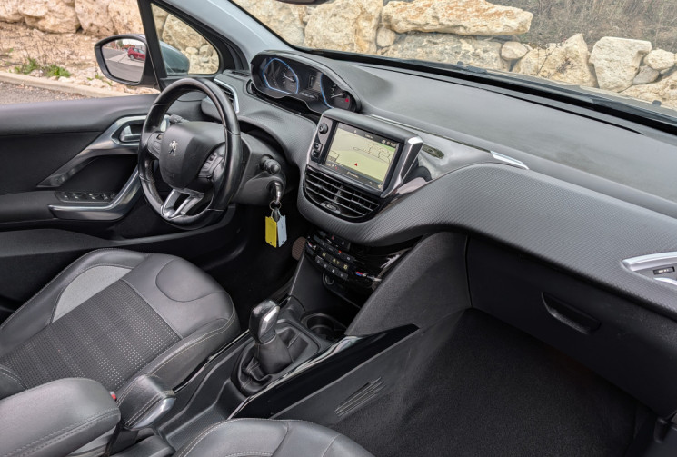 Peugeot 2008 hdi 100 cv allure