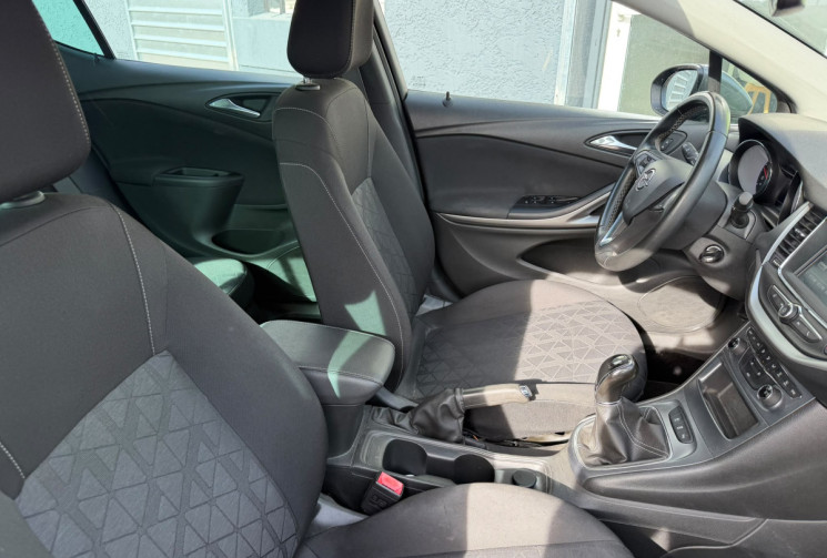 Opel Astra 1.6 CDTI 110 120 years Edition / APPLE CARPLAY /CAMERA / SUIVI / GARANTIE