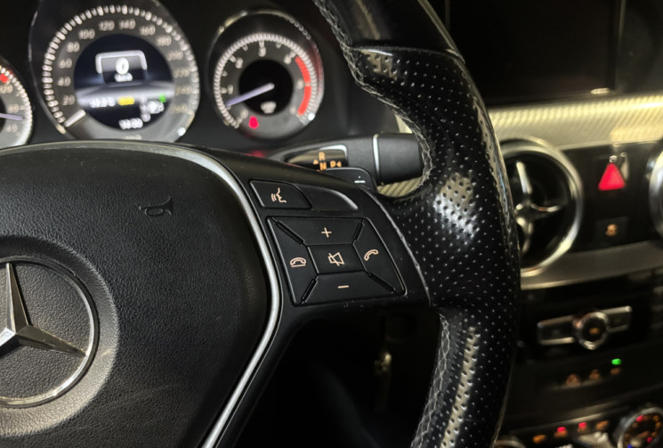 Mercedes CLASSE GLK 350 Cdi 265ch FASCINATION 2013 / BVA / ATTELAGE / SIÈGES ÉLEC / HARMAN KARDON