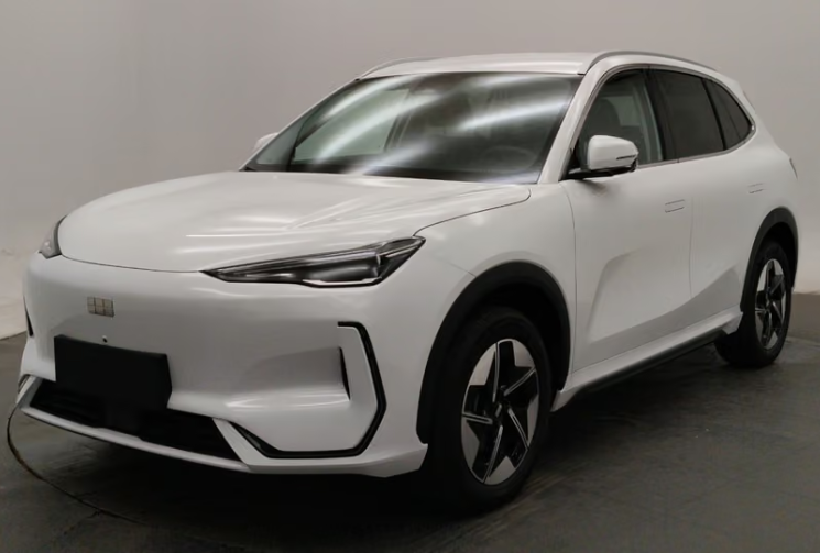 GEELY E5 PRO  / Full Electric / 218 CV / Batterie 60,22 kWh / Véhicule Neuf / -26%