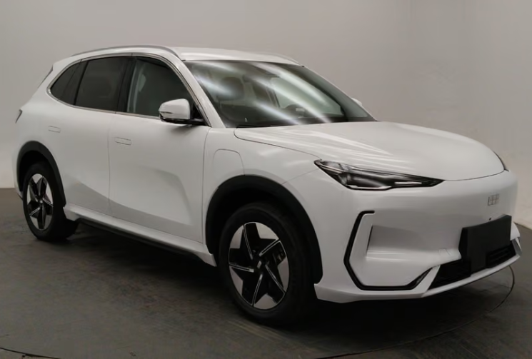 GEELY E5 PRO  / Full Electric / 218 CV / Batterie 60,22 kWh / Véhicule Neuf / -26%