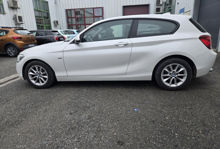 BMW Série 1 3 portes 120d 2.0 d 16V DPF 184 cv URBAN LIFE