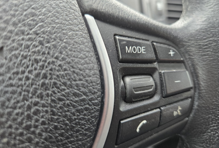BMW Série 1 3 portes 120d 2.0 d 16V DPF 184 cv URBAN LIFE
