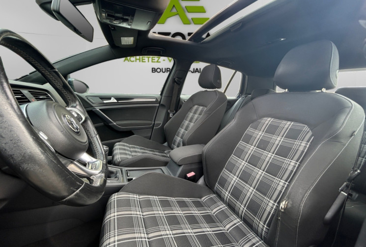 Volkswagen Golf VII 2.0 GTD / 184 CH / TOIT OUVRANT