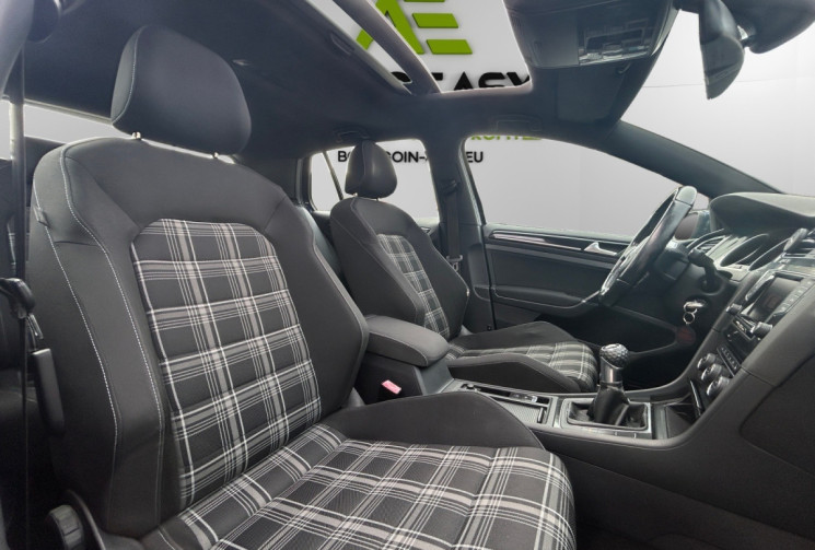 Volkswagen Golf VII 2.0 GTD / 184 CH / TOIT OUVRANT