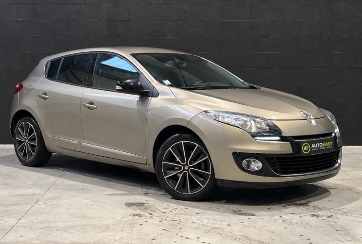 Renault Megane III 1.6 dCi 130 BOSE 2013 / RADARS AV-AR / SEMI-CUIR / BVM