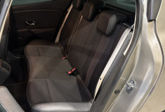 Renault Megane 1.6 dCi 130 BOSE 2013 / RADARS AV-AR / SEMI-CUIR
