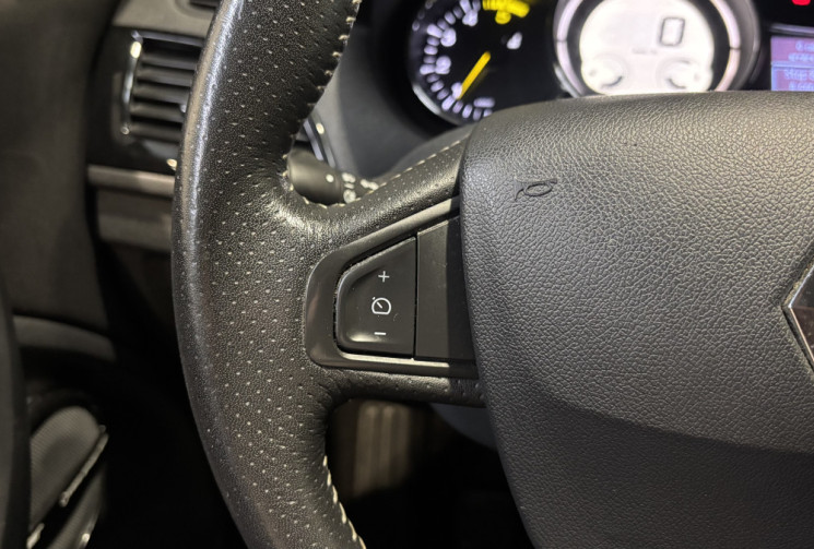 Renault Megane III 1.6 dCi 130 BOSE 2013 / RADARS AV-AR / SEMI-CUIR / BVM