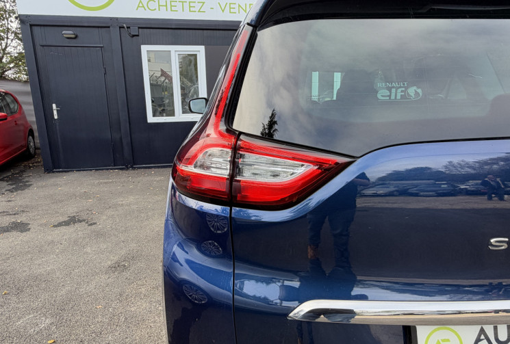 Renault GRAND SCENIC 1.7 blue dci / 170000km / 2018 / 120ch / Carplay / Affichage tête haute 