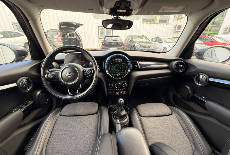 Mini Mini 3 (F55) 5 Portes Cooper greenwich 1.5 i 12V 136 cv greenwich