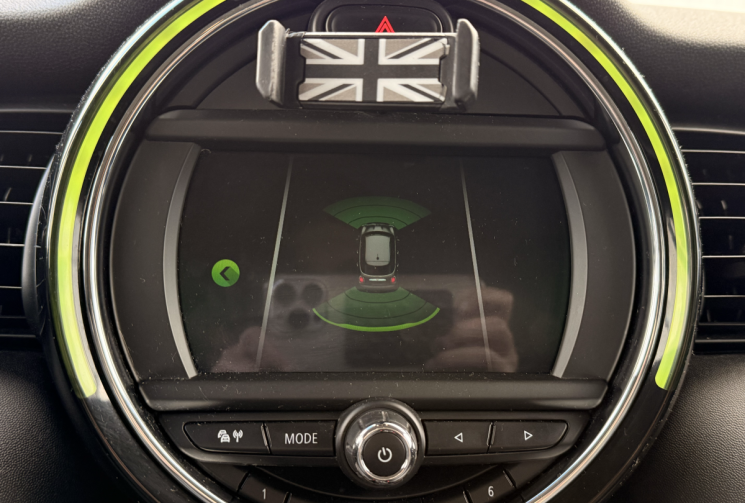 Mini Mini 3 (F55) 5 Portes Cooper greenwich 1.5 i 12V 136 cv greenwich