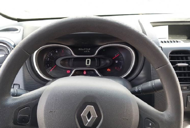 Renault Trafic III L1 H12.0 DCI 120 MOTEUR A CHAINE