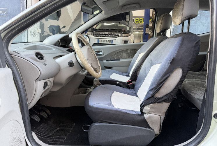 Renault Twingo 1.2 i 16V LEV 75 cv / clim / origine France 3em main / DISTRI NEUVE 
