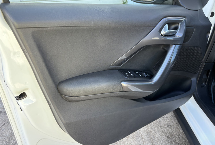 Peugeot 2008  1.2 THP 110 ALLURE