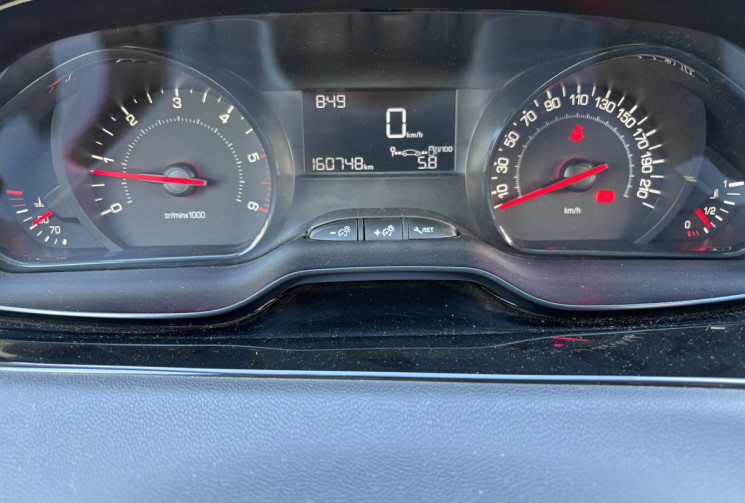 Peugeot 208 1.4 HDI 68 UTILITAIRE