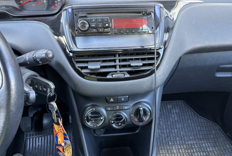 Peugeot 208 1.4 HDI 68 UTILITAIRE