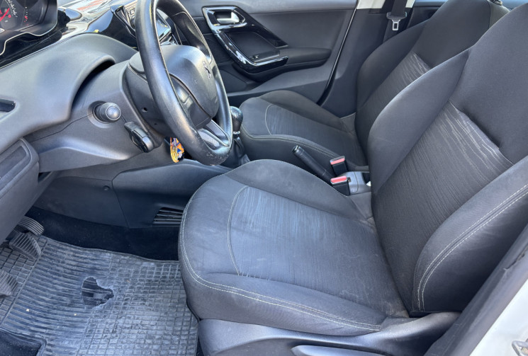 Peugeot 208 1.4 HDI 68 UTILITAIRE