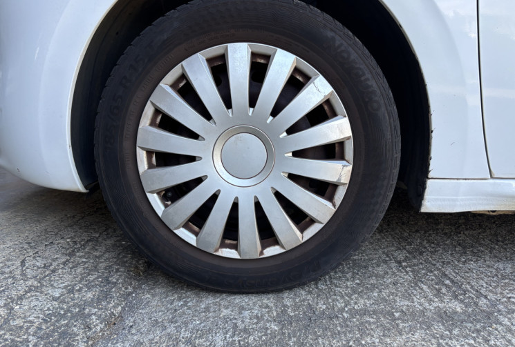 Peugeot 208 1.4 HDI 68 UTILITAIRE