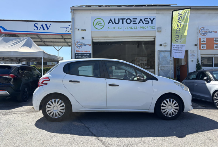 Peugeot 208 1.4 HDI 68 UTILITAIRE