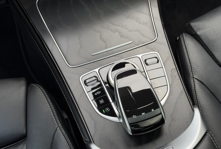 Mercedes GLC 250d 4Matic 204 9G-Tronic / Toit pano ouvrant / Airmatic / 360° / Feux Mutlibeam