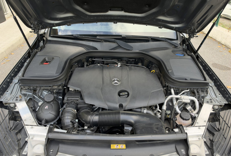 Mercedes GLC 250d 4Matic 204 9G-Tronic / Toit pano ouvrant / Airmatic / 360° / Feux Mutlibeam