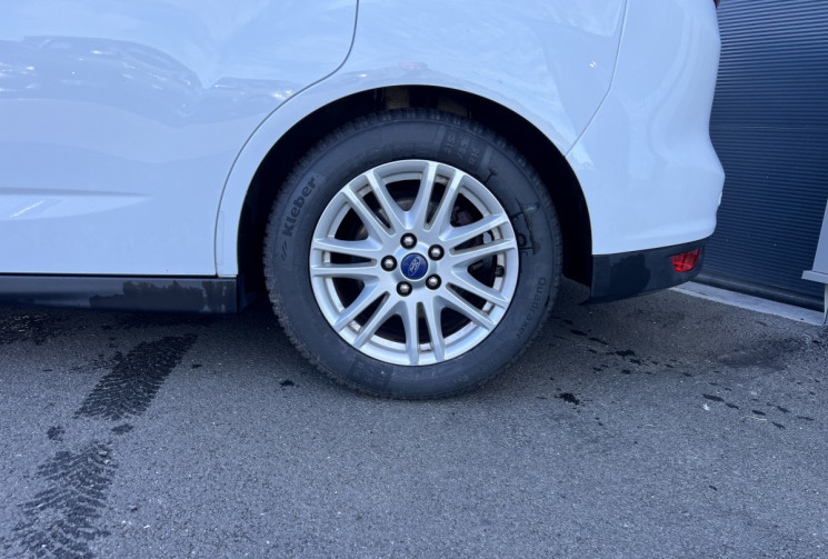 Ford C-MAX 1.0i 16V EcoBoost 125 cv TITANIUM / Distribution ok