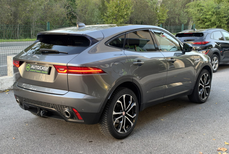 Jaguar E-Pace 2.0 D 180 SE AWD * ENTRETIEN A JOUR * ATTELAGE * TOIT PANO * GARANTIE 6 MOIS