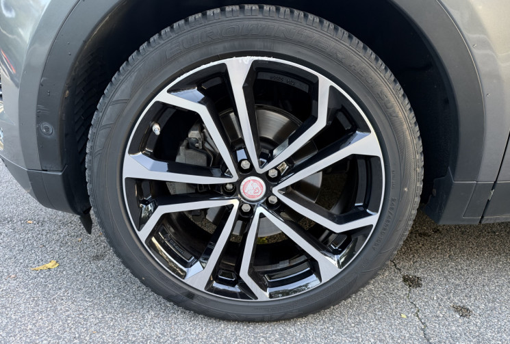 Jaguar E-Pace 2.0 D 180 SE AWD * ENTRETIEN A JOUR * ATTELAGE * TOIT PANO * GARANTIE 6 MOIS
