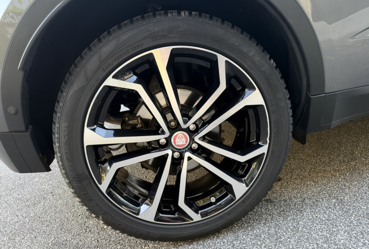Jaguar E-Pace 2.0 D 180 SE AWD * ENTRETIEN A JOUR * ATTELAGE * TOIT PANO * GARANTIE 6 MOIS
