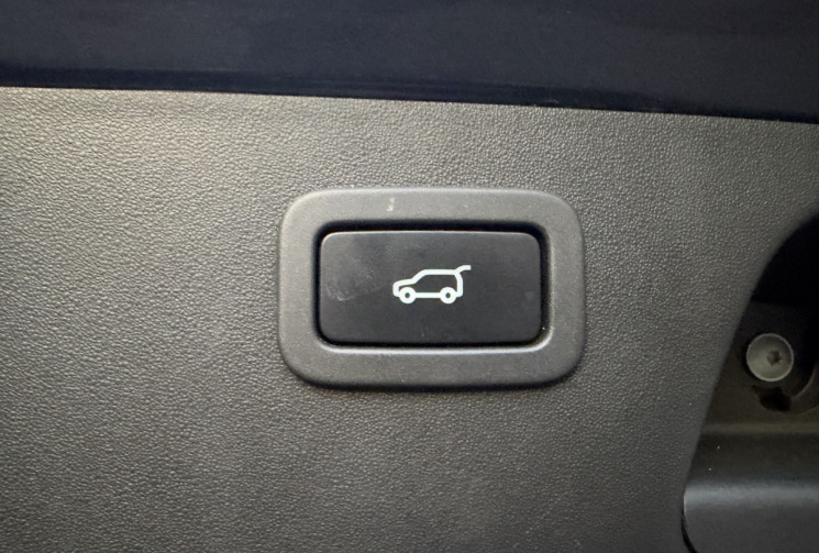 Jaguar E-Pace 2.0 D 180 SE AWD * ENTRETIEN A JOUR * ATTELAGE * TOIT PANO * GARANTIE 6 MOIS