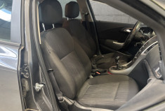 Opel Astra 1.7 CDTI 110cv ENJOY 2011 / COURROIE CHANGÉE EN 2025