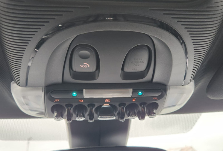Mini Mini III Cooper 1.5 I DCT7 136 EDITION GREENWICH / GARANTIE 12 MOIS