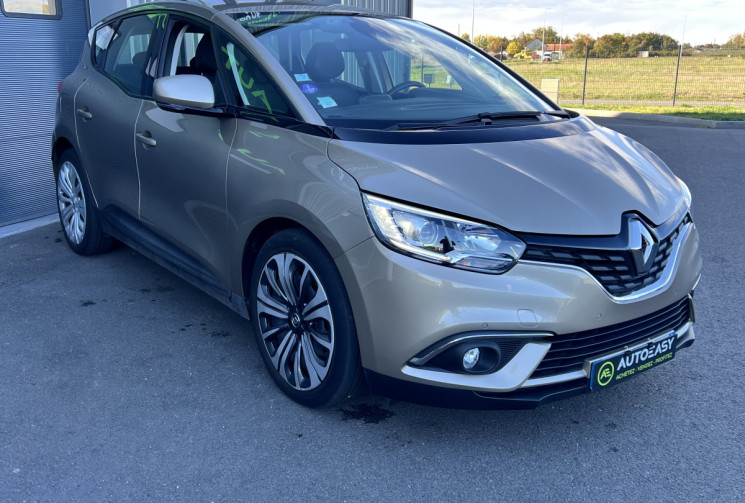 Renault Scénic IV 1.2 Tce 115 cv LIFE / 1ère Main / Attelage 