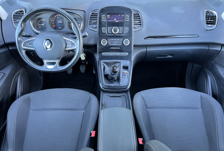 Renault Scénic IV 1.2 Tce 115 cv LIFE / 1ère Main / Attelage 