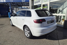 Audi A3 SPORTBACK 1.6 tdi 105 sport boite auto S-tronic