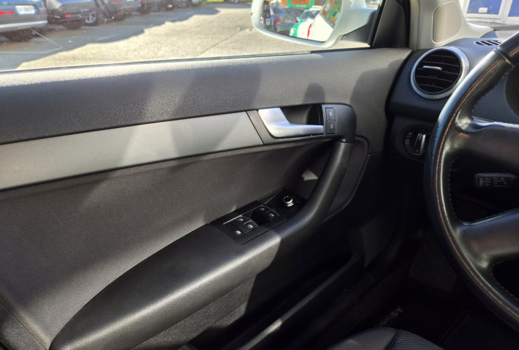 Audi A3 SPORTBACK 1.6 tdi 105 sport boite auto S-tronic