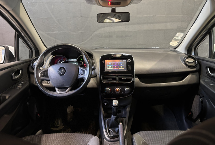 Renault Clio 1.5 dCi 90 ch Intens 5 portes / Radar de recul