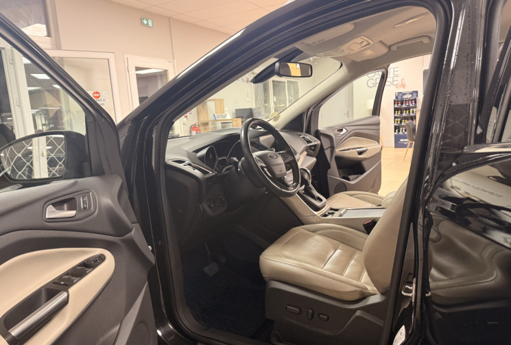 Ford Kuga Phase 2 2.0 TDCI 4x4 POWERSHIFT 150 / TITANIUM 