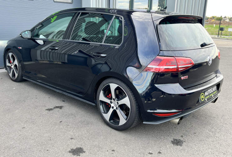 Volkswagen Golf VII 5 Portes GTI 2.0 TFSI DSG6 230 cv