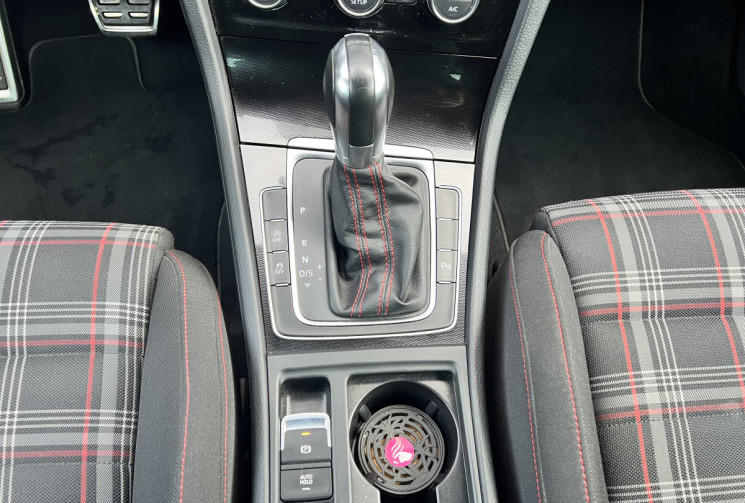 Volkswagen Golf VII 5 Portes GTI 2.0 TFSI DSG6 230 cv