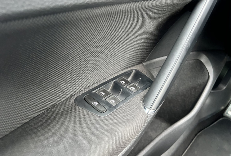 Volkswagen Golf VII 5 Portes GTI 2.0 TFSI DSG6 230 cv
